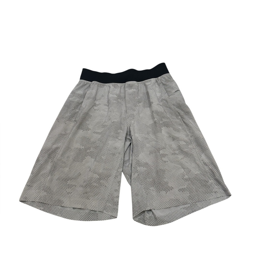 Lululemon Men's Athletic Shorts Patterned Gray and White Small